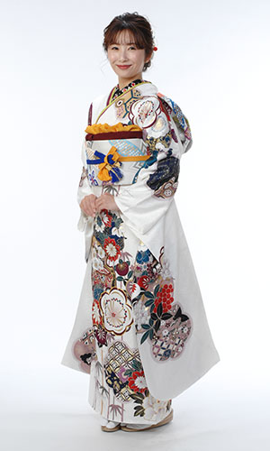 白地の振袖